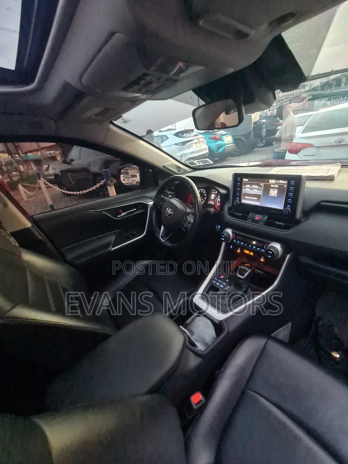 Toyota RAV4 XLE Premium AWD 2020 Red