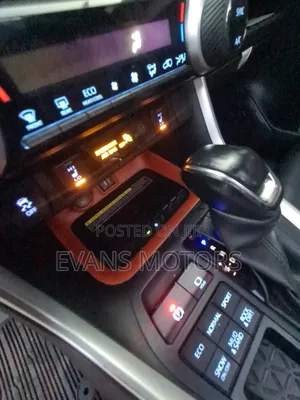 Toyota RAV4 XLE Premium AWD 2020 Red