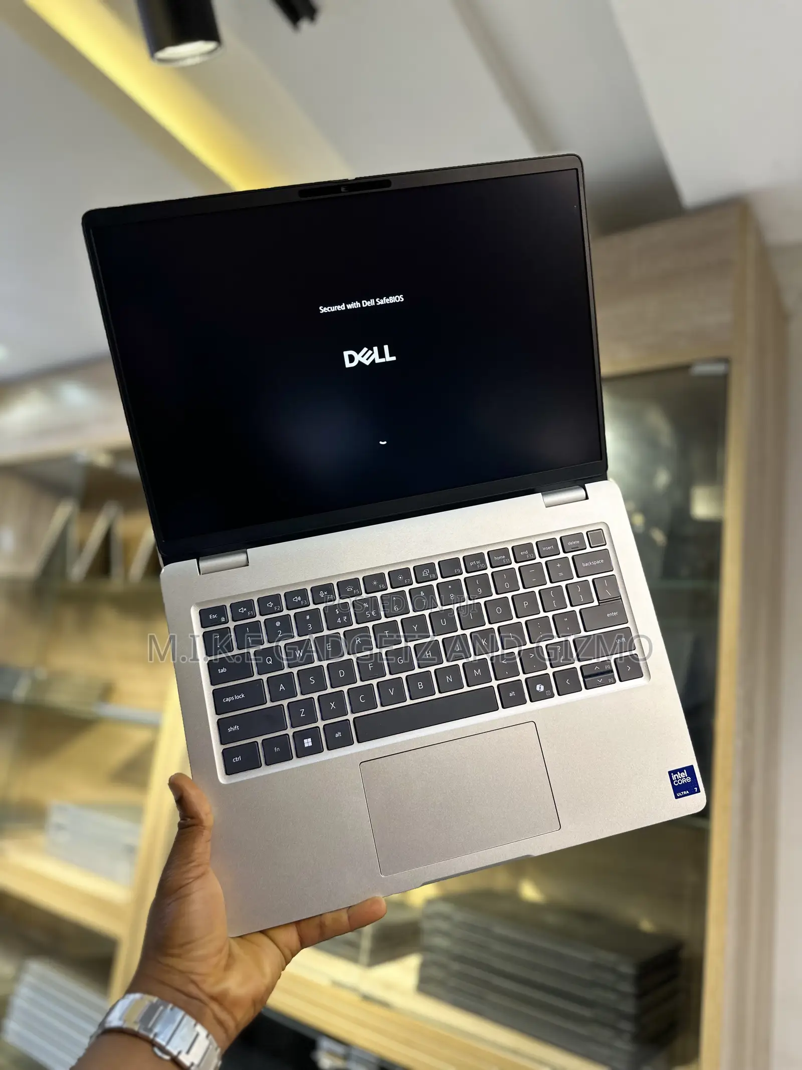 Laptop Dell Pro 14 16GB Intel Core Ultra 7 SSD 512GB