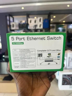 5 Ports RJ-45 Ast Ethernet Switch