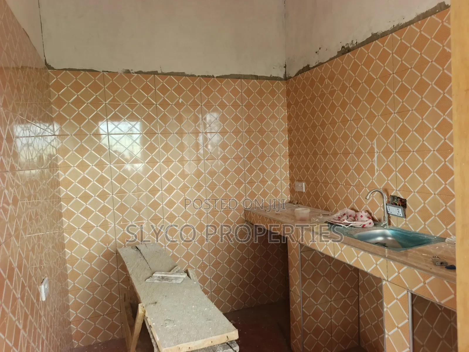 1bdrm Apartment in Pipeline Last Stop, New-Juaben Municipal for rent