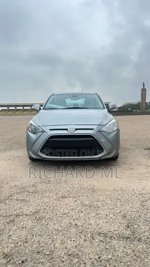 Scion iA Base 2016 Silver