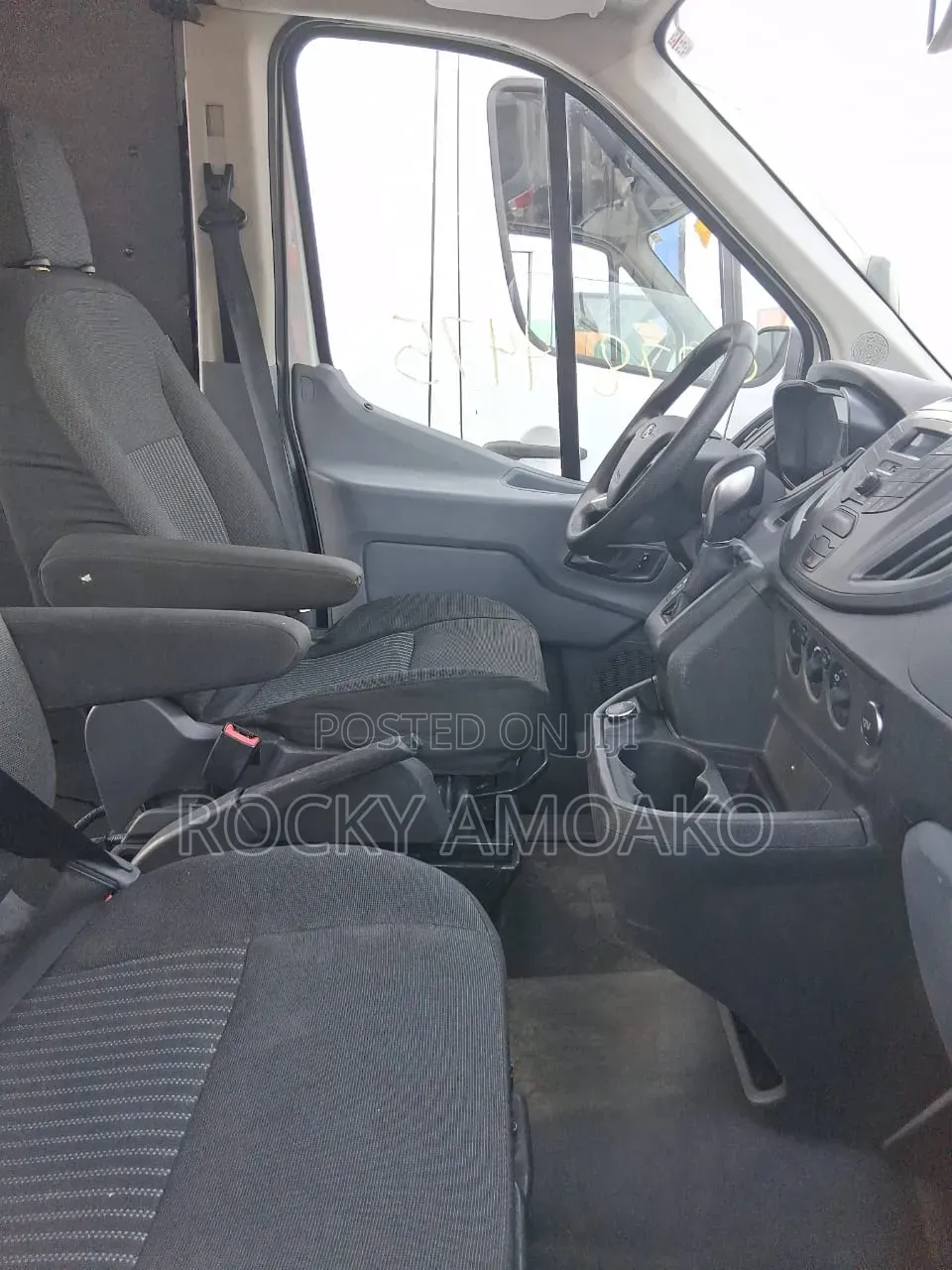 Ford Transit 2019 White