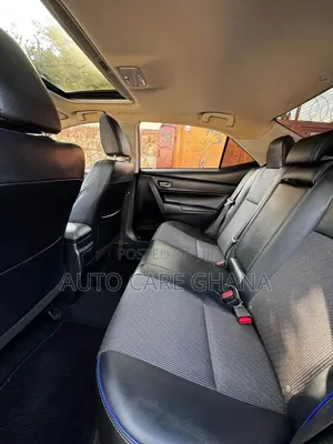 Toyota Corolla SE 4dr Sedan (1.8L 4cyl CVT) 2017 Silver