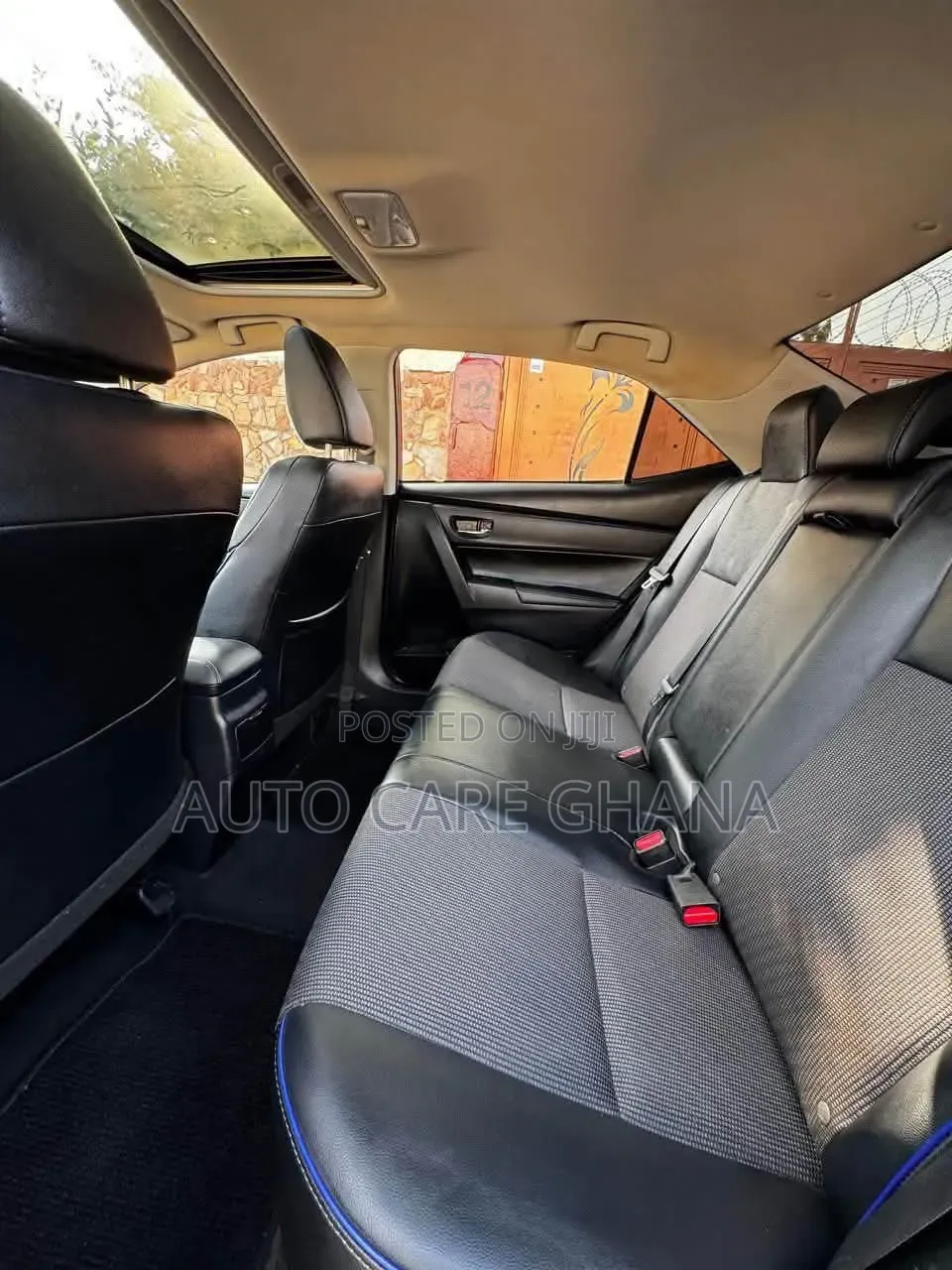 Toyota Corolla SE 4dr Sedan (1.8L 4cyl CVT) 2017 Silver