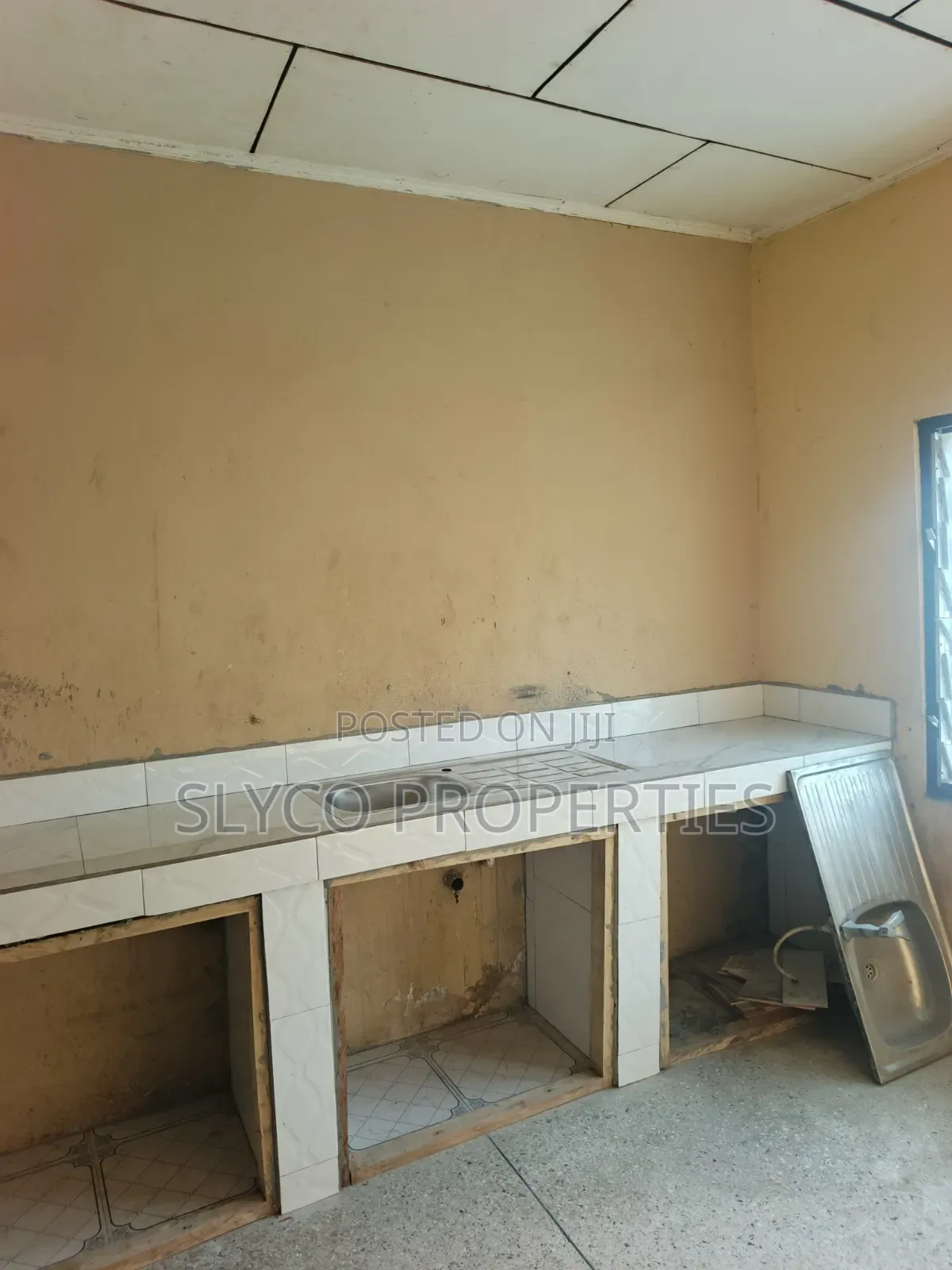 3bdrm Bungalow in Marshal Estate, New-Juaben Municipal for rent