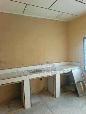 3bdrm Bungalow in Marshal Estate, New-Juaben Municipal for rent