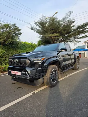 Toyota Tacoma 2025 Black
