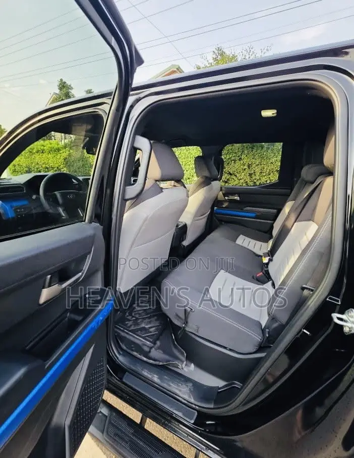 Toyota Tacoma 2025 Black