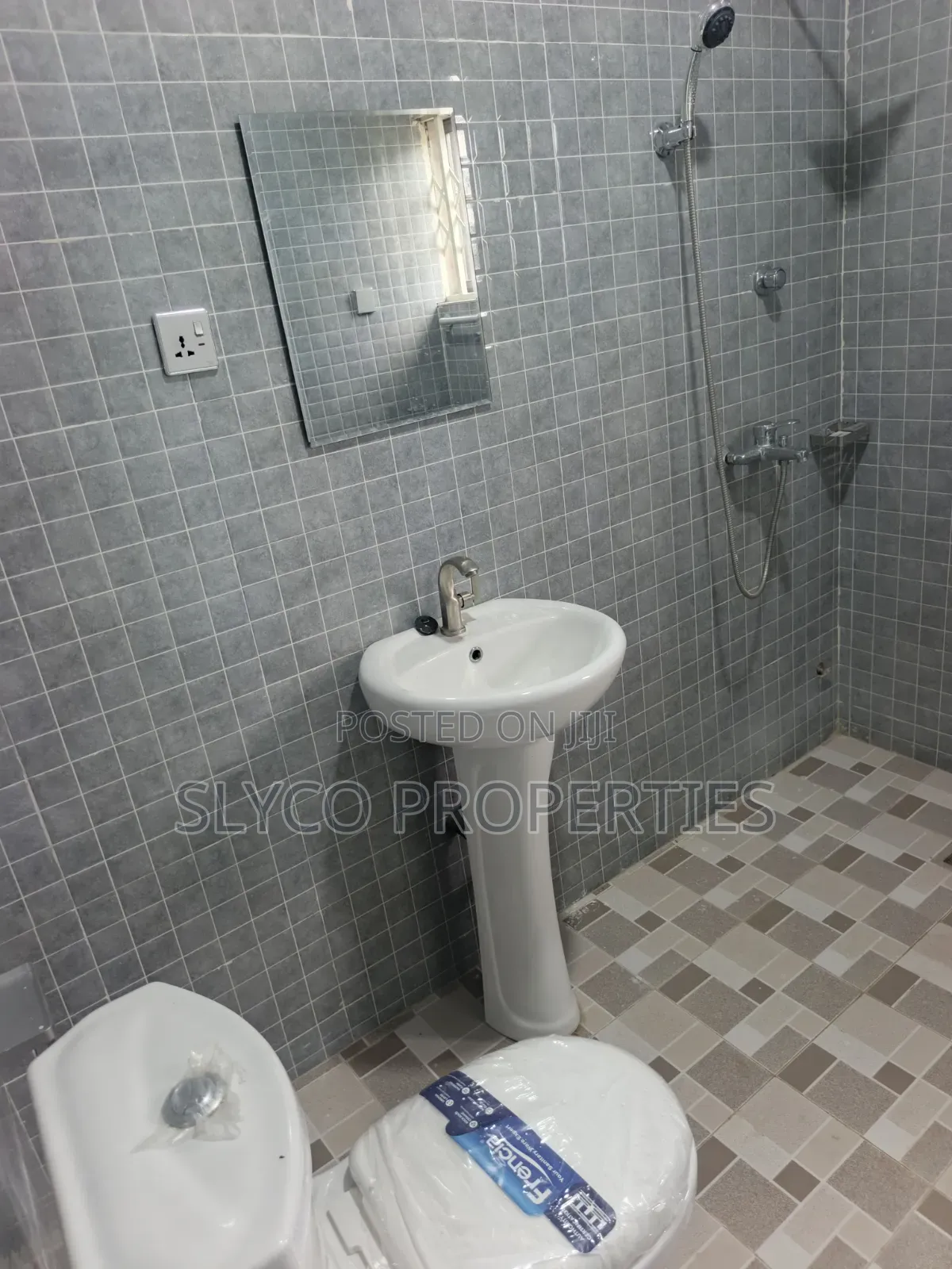 1bdrm Apartment in Pipeline Last Stop, New-Juaben Municipal for rent