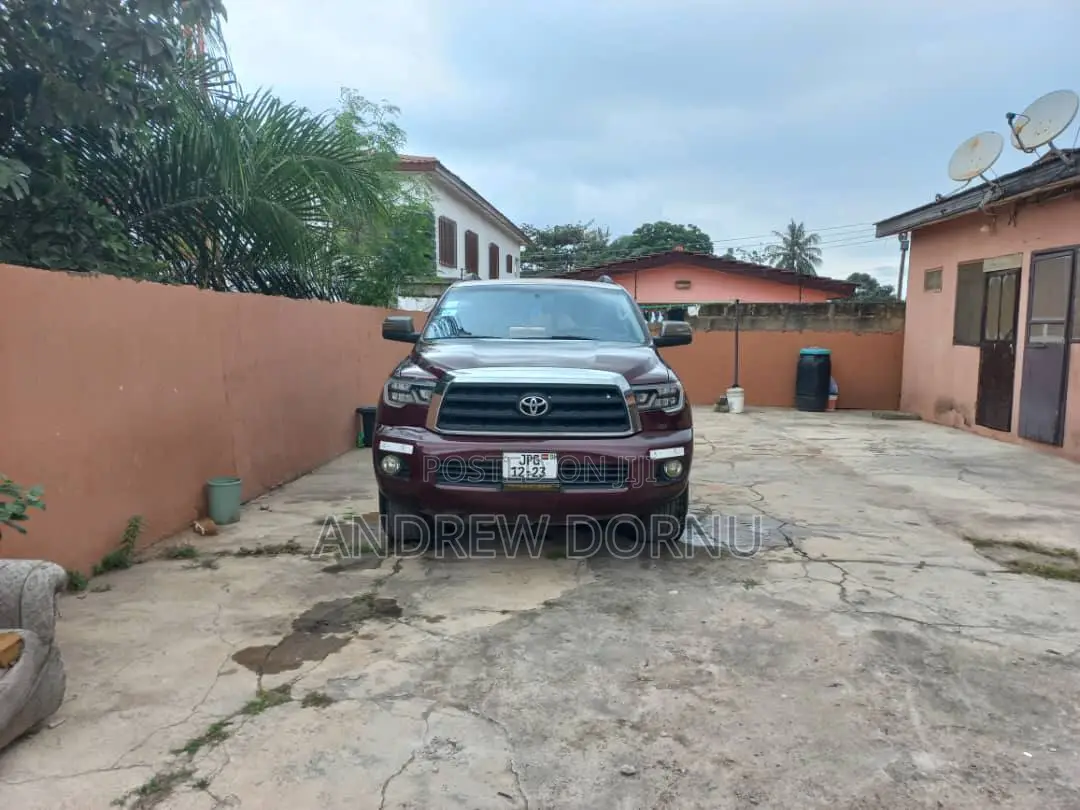 Toyota Sequoia 2008