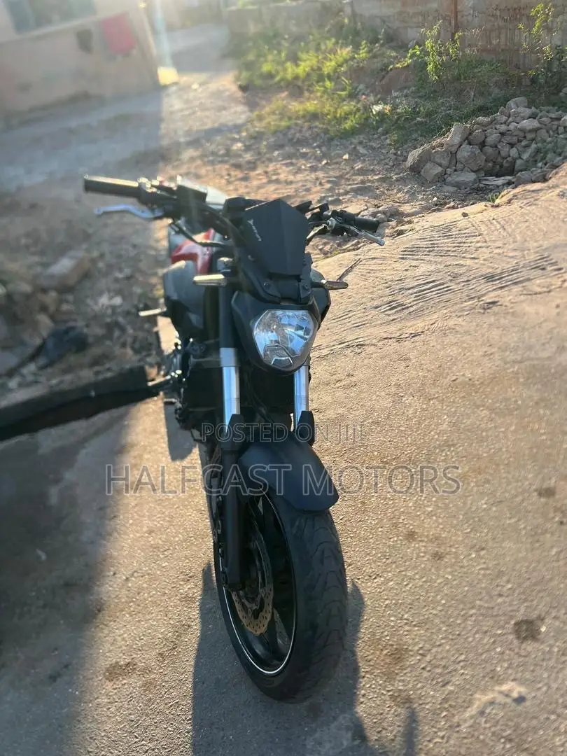 Yamaha MT-07 2017 Red