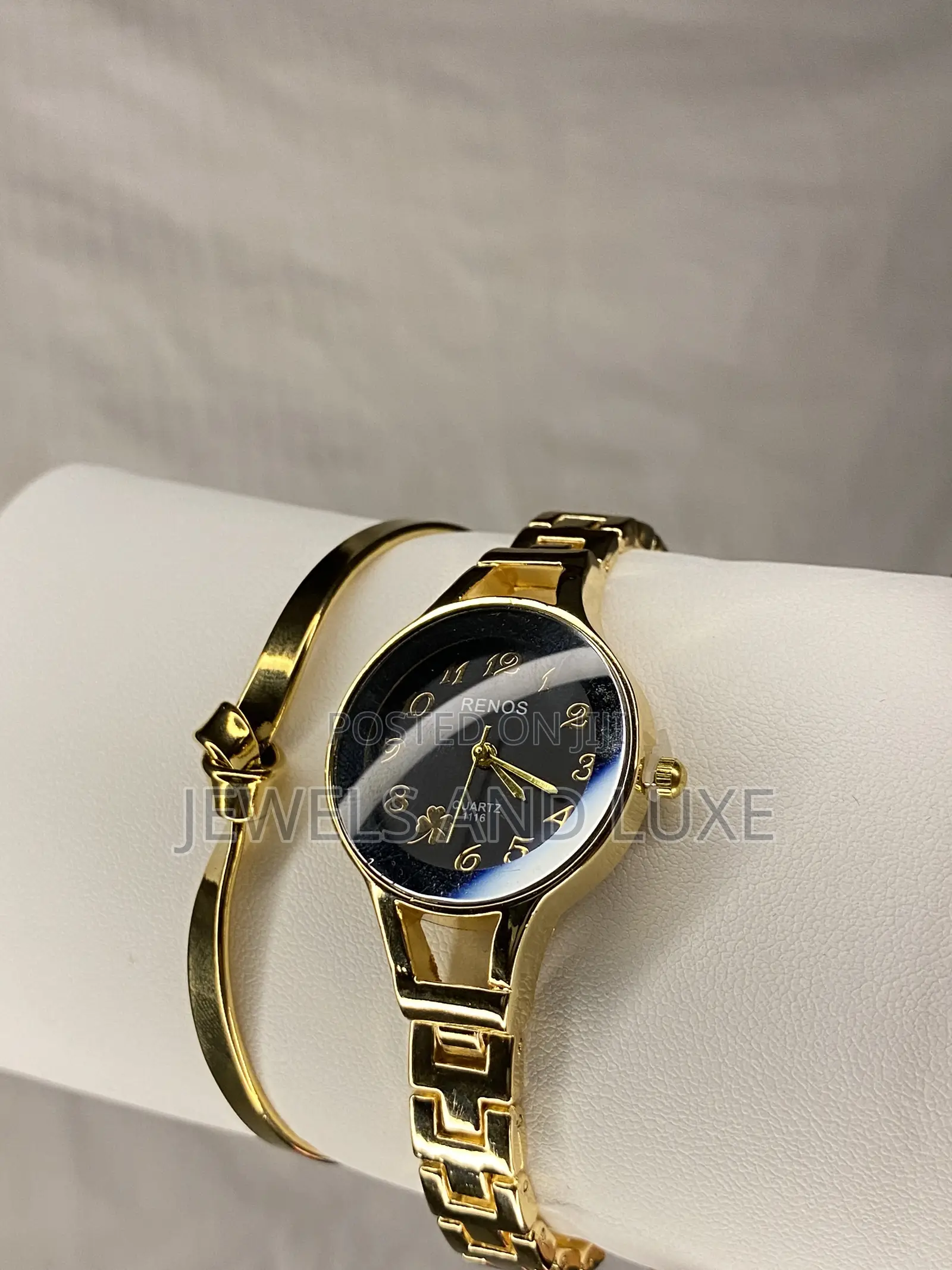 Renos Watch Stack