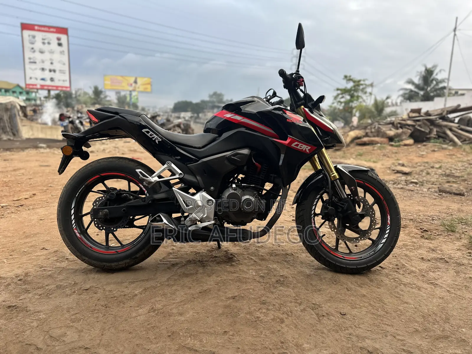Honda CB 2016 Black