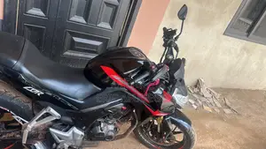 Honda CB 2016 Black
