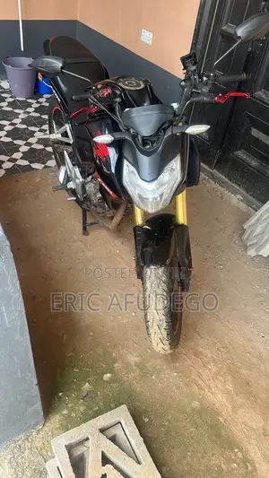 Honda CB 2016 Black
