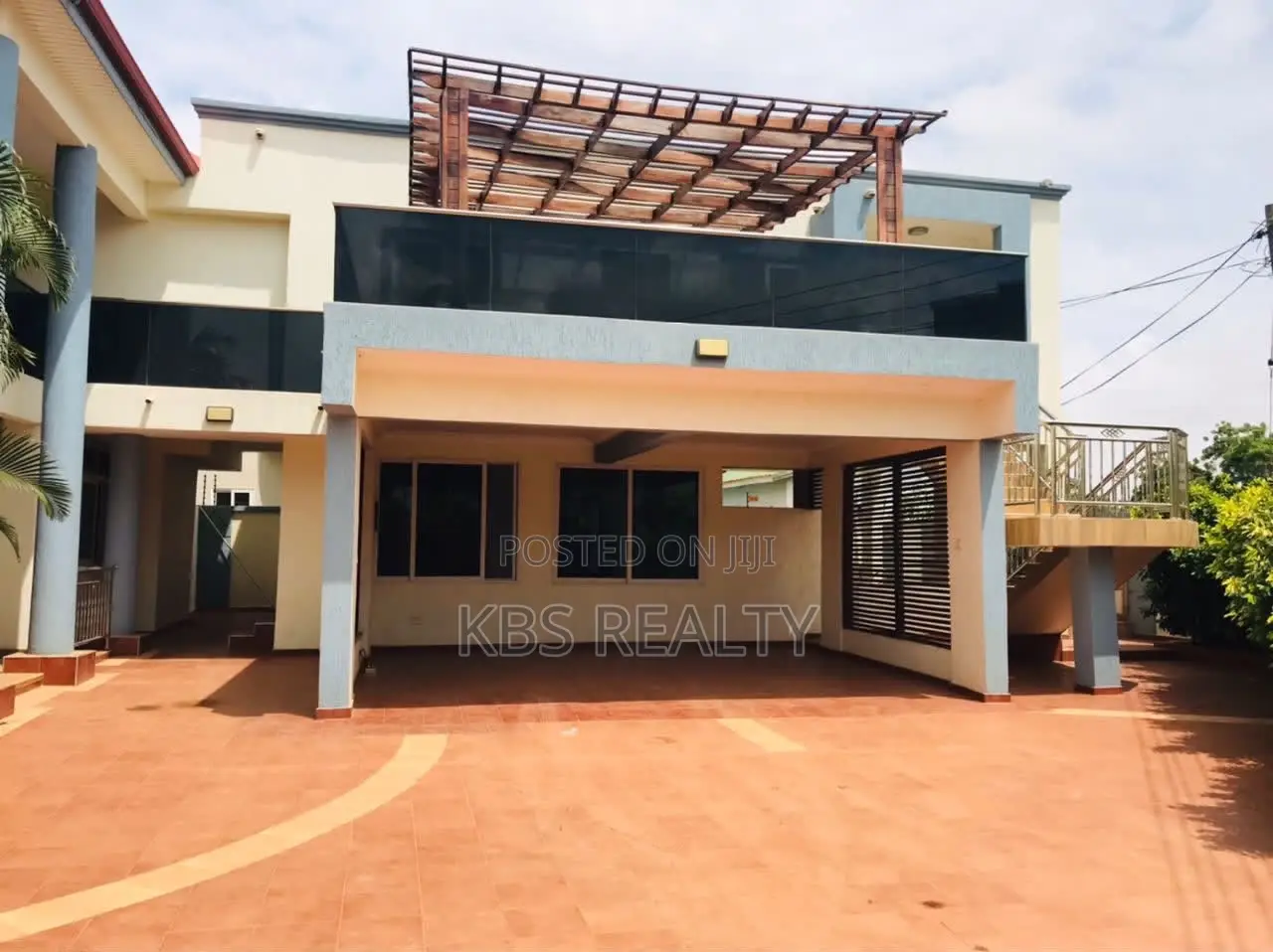 7bdrm Villa in American House for sale