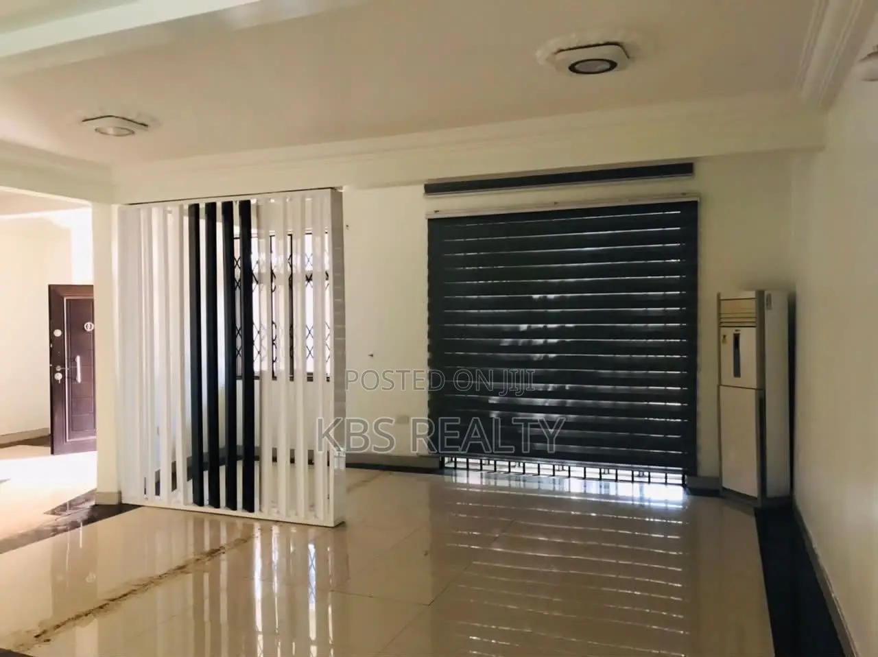 7bdrm Villa in American House for sale