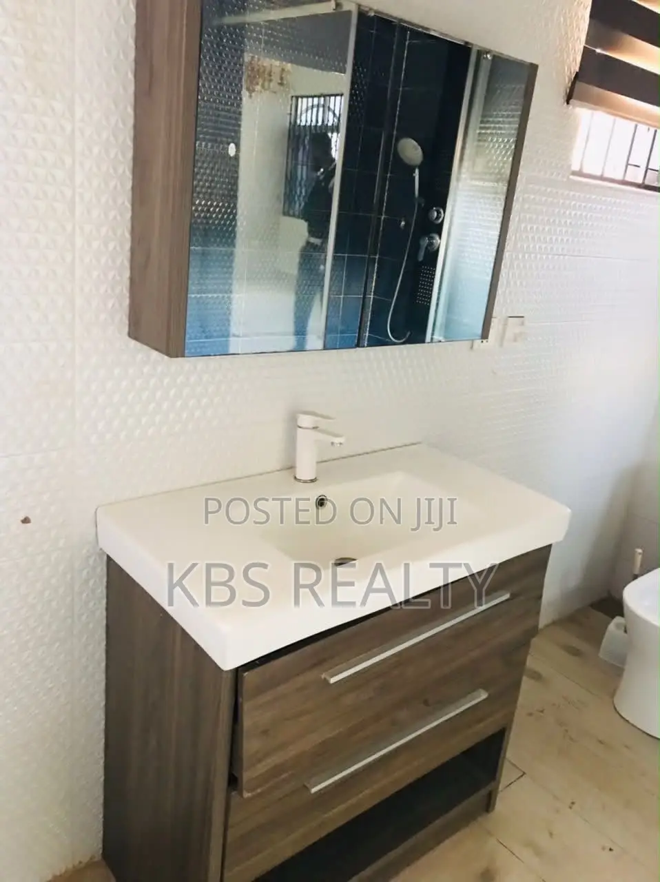 7bdrm Villa in American House for sale