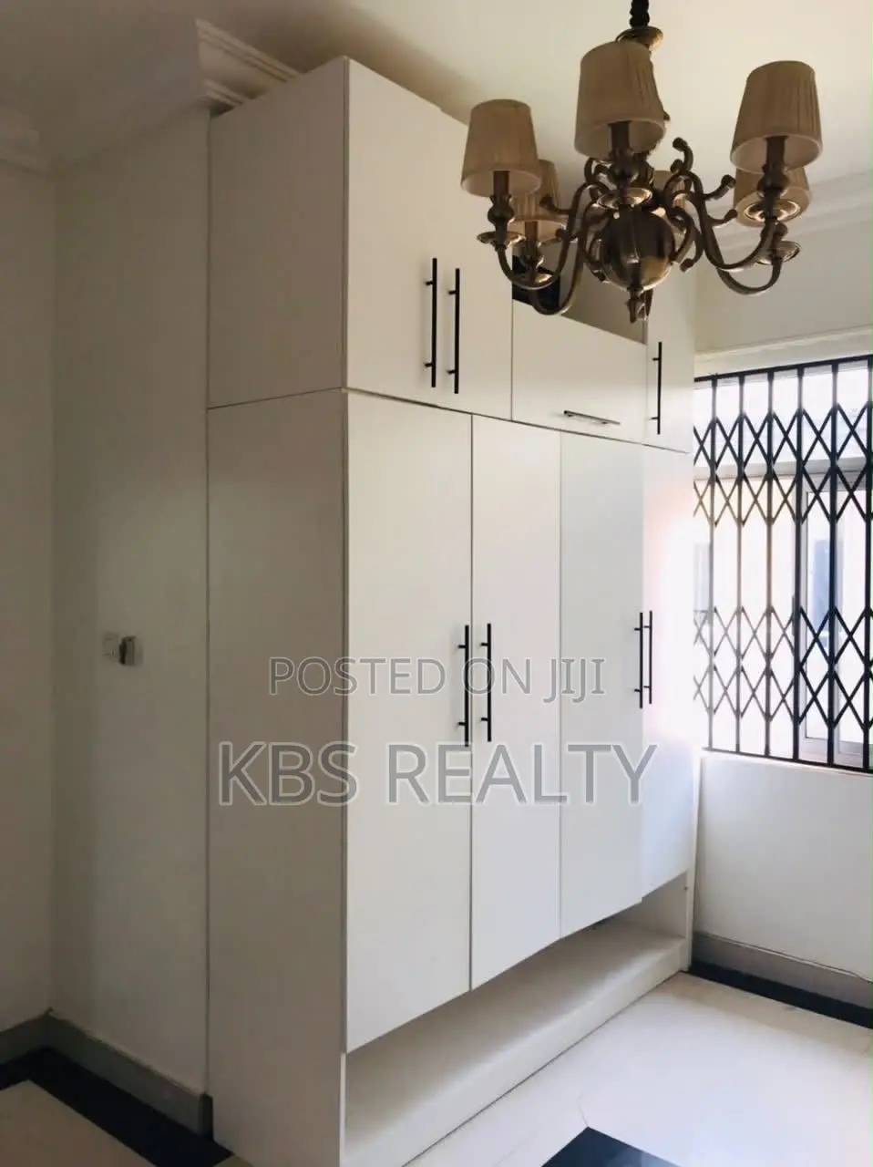 7bdrm Villa in American House for sale