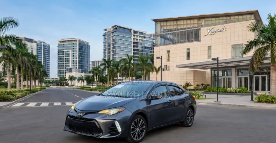 Toyota Corolla 2016 Gray