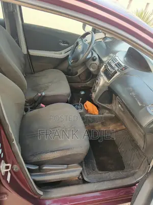 Toyota Vitz 2010 Brown