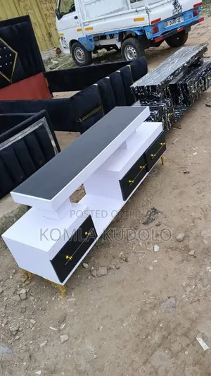 TV Stand Nice