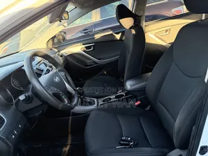 Hyundai Elantra 2015 White