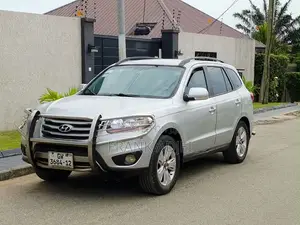 Hyundai Santa Fe 2012 Silver