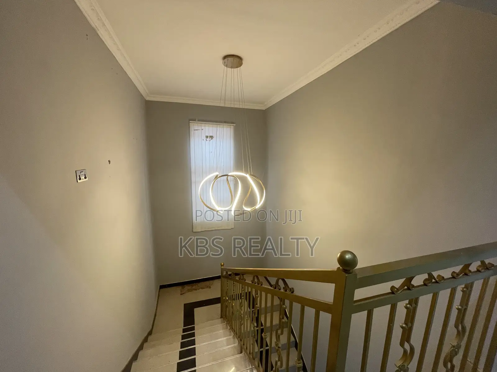 5bdrm Duplex in Danyame, Kumasi Metropolitan for rent