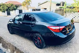 Toyota Corolla 2015 Black