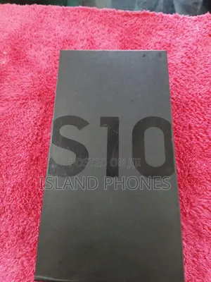 New Samsung Galaxy S10 128 GB Blue