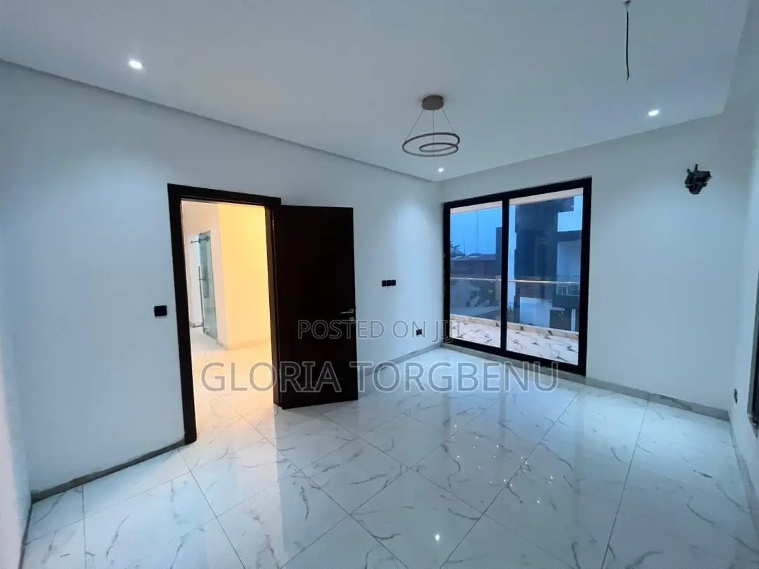 4bdrm House in East Legon for sale