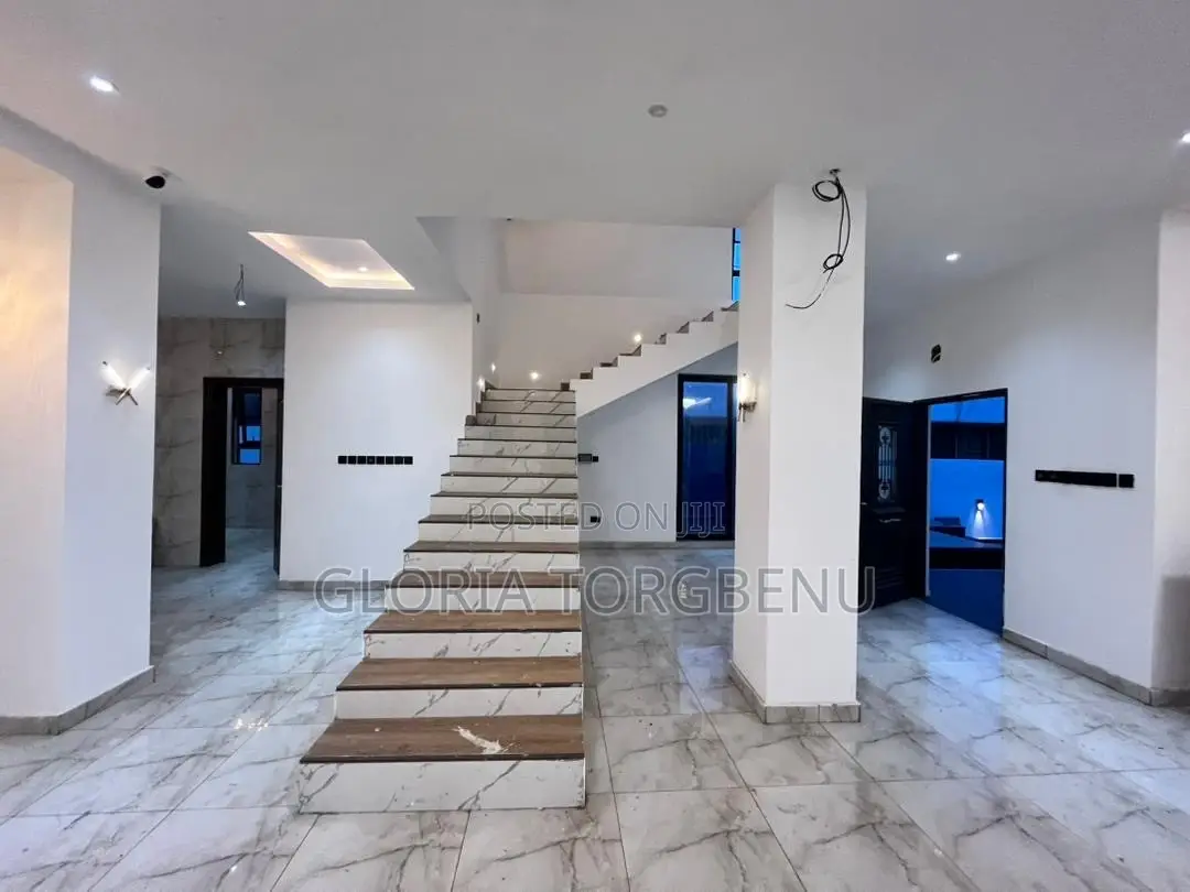 4bdrm House in East Legon for sale