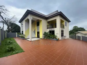 5bdrm Duplex in Danyame, Kumasi Metropolitan for rent