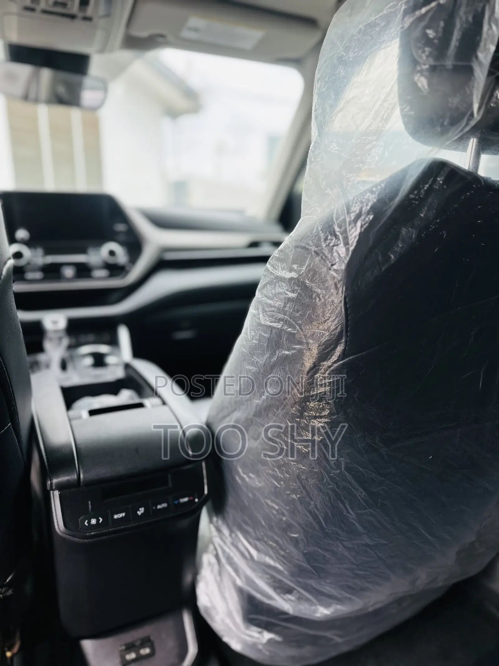 Toyota Highlander XLE AWD 2023 Silver