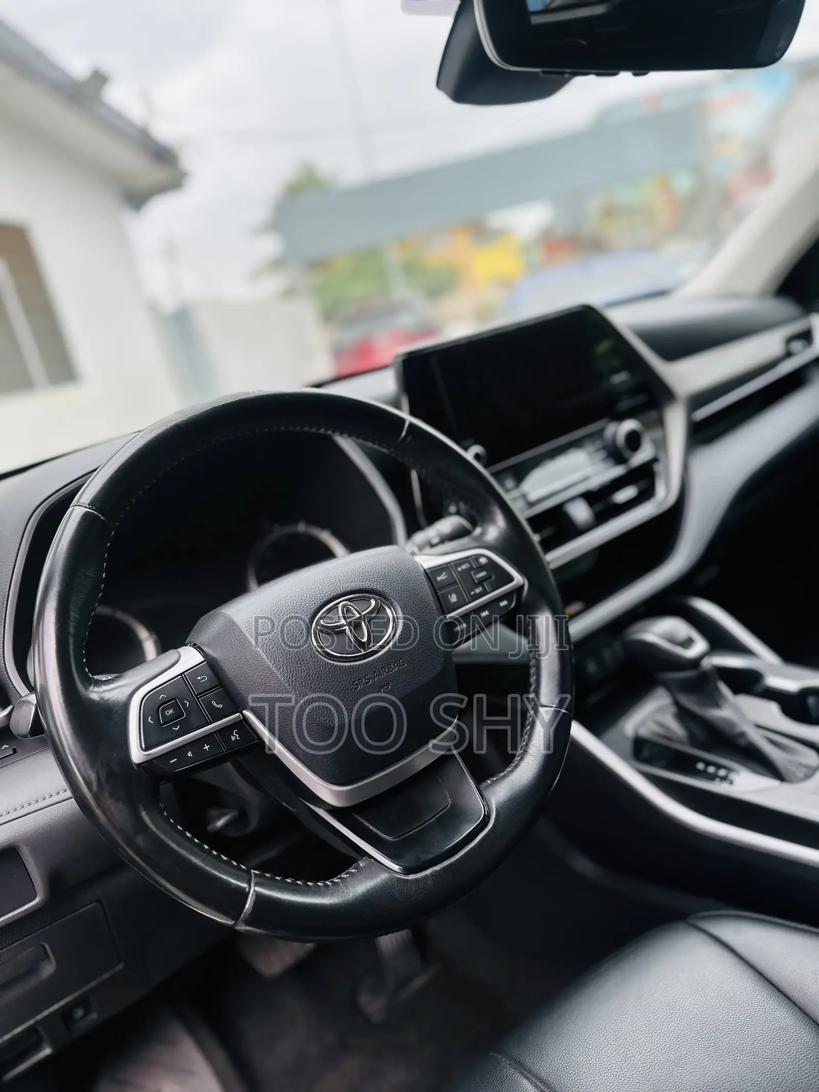 Toyota Highlander XLE AWD 2023 Silver