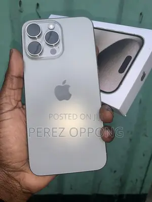 Apple iPhone 15 Pro Max 256 GB Silver