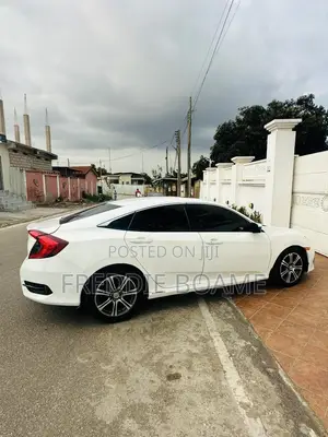 Honda Civic 2016 White