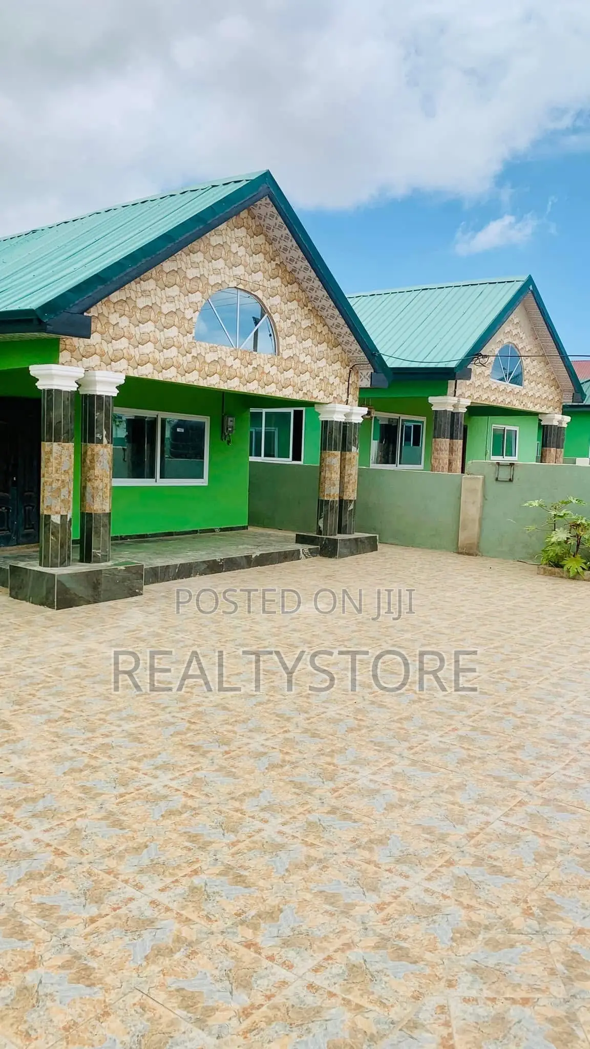 3bdrm House in Kasoa Roman Estate, Accra Metropolitan for sale