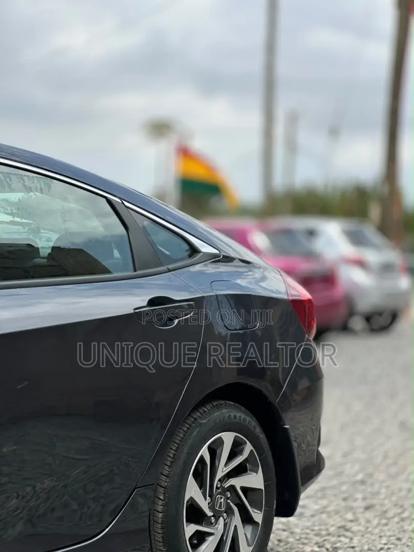 Honda Civic 2020 Gray