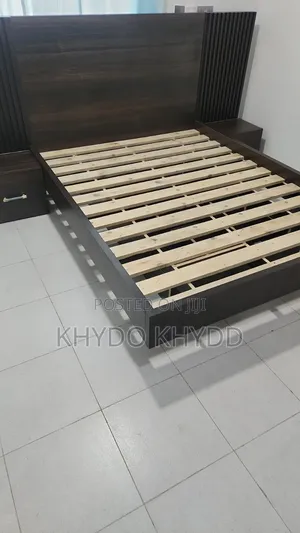 Floating Bed Frame With Side Drawers