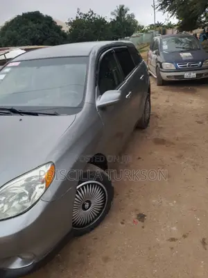 Toyota Matrix Hatchback FWD (1.8L 4cyl 5M) 2010 Gray