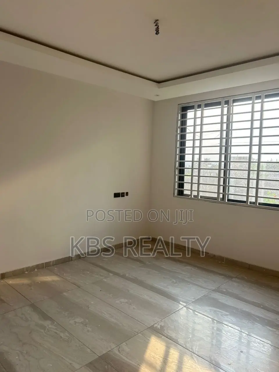 3bdrm House in Ahodwo, Kumasi Metropolitan for rent