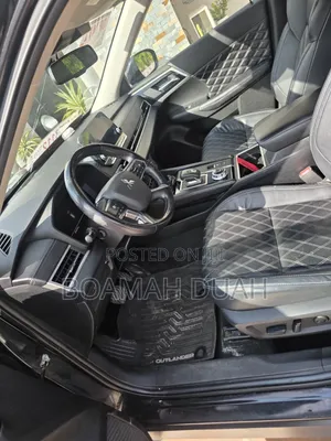 Mitsubishi Outlander 2.4 PHEV AWD 2022 Black