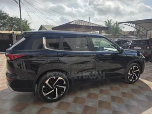 Mitsubishi Outlander 2.4 PHEV AWD 2022 Black