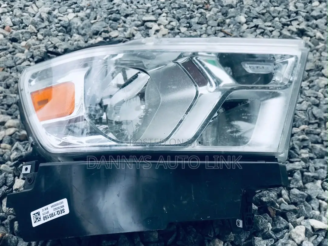 Dodge Ram 2016 2017 2018 Headlight