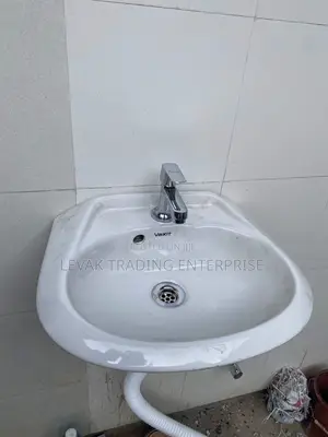 Small Basin -Wall Hang Basin / Sink
