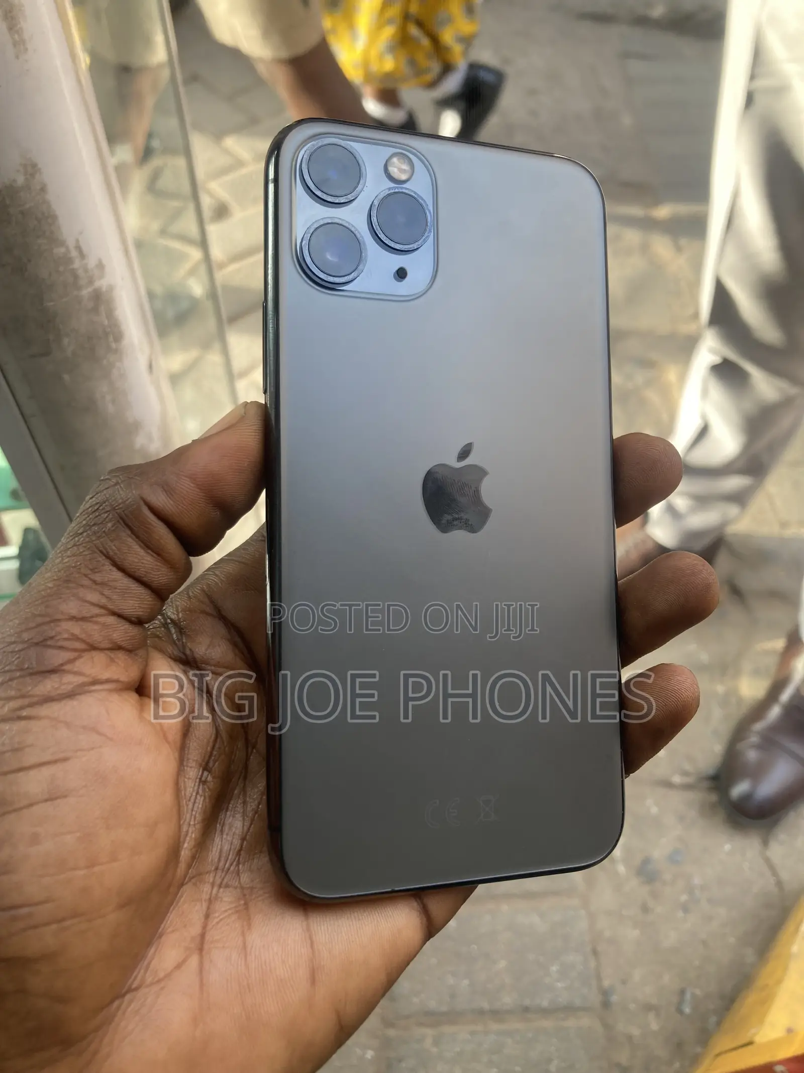 New Apple iPhone 11 Pro 64 GB Black
