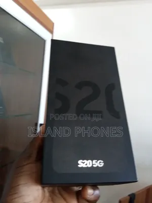 New Samsung Galaxy S20 128 GB Black